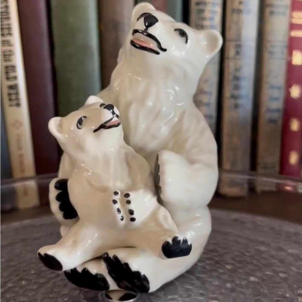 Vintage Japan Anthropomorphic Salt & Pepper Shakers – Boy & Girl Figurine Set
